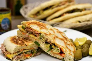 Chapati Omelette & Thon& Jambon Et Fromage
