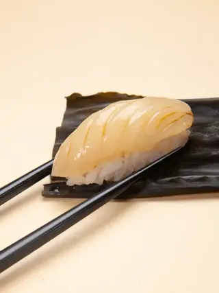 N3 - Nigiri Daurade