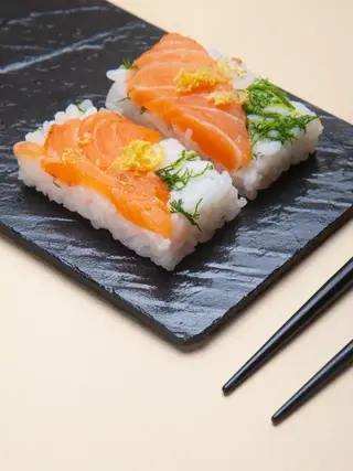 Oshizushi Saumon