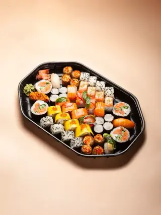 B6 - Party Box 48 Pieces