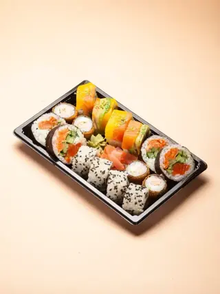 B1 - Rainbow Box 16 Pieces