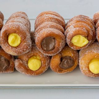 Mini cannolo al cioccolato