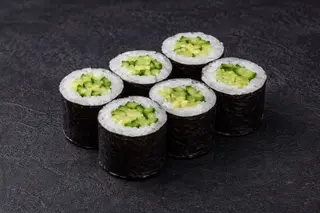 Мини ролл с огурцом (120г)