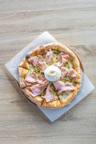 Pizza Mortadella & Burrata