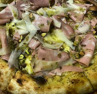 Pizza Pesto Di Pistacio