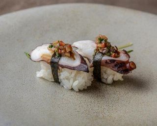 56 Nigiri polpo - 2 pezzi