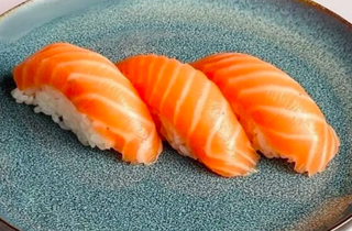 Nigiri sake - 4 pezzi