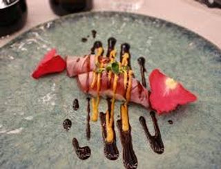 Spicy flambé maguro