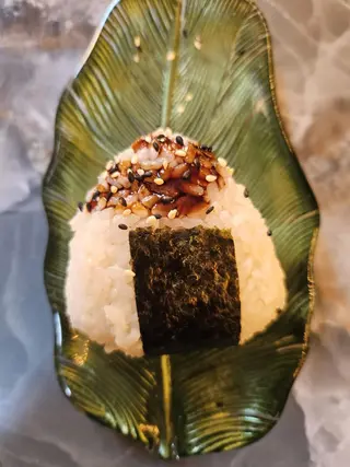 Onigiri ebi 1 pezzo 