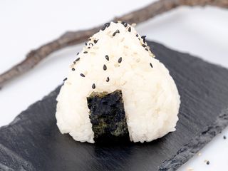 119 Onigiri gambero cotto