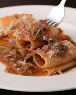 Paccheri al raú di maiale