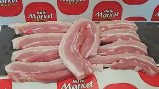 Pancetta di maiale per arrostire