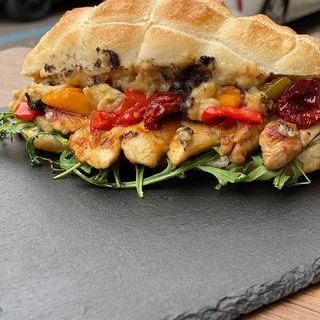 Panino componibile con doppio burger di pollo