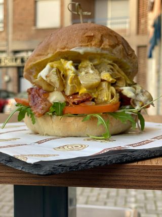 Panino componibile con hamburger di scottona