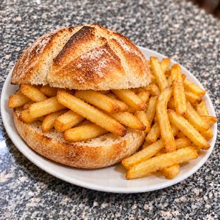 Panino con patatine