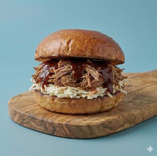 Panino pulled pork e patatine