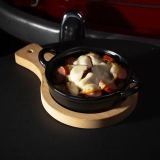 Patate wurstel e provola