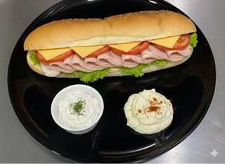 Sendvič sa pečenicom 250g