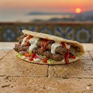 Piadina, carne, salse