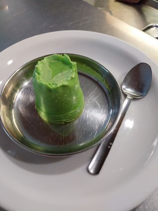 Pista kulfi