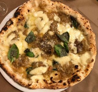 Pizza alla genovese 