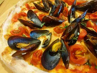 Pizza con cozze