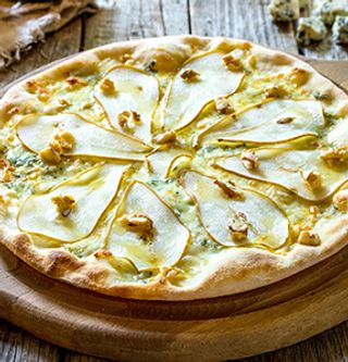 Pizza pere, gorgonzola e noci