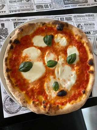 Pizza Regina