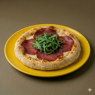 Pizzetta con bresaola, rucola e mozzarella
