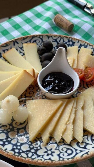 Plata tre formaggi