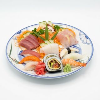 Sashimi and Sushi Set
