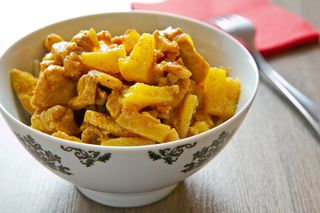 Pollo con ananas