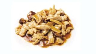 Pollo con funghi e bambù