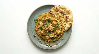 Pollo, lenticchie e pane