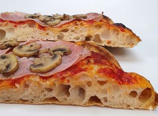 Prosciutto e funghi alla pala