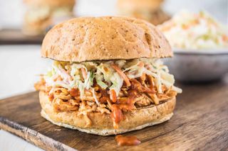 Pulled chicken bun
