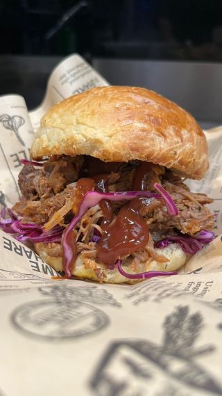 Pulled pork sandwich