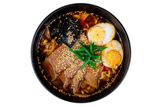 Рамен с говядиной (400г)