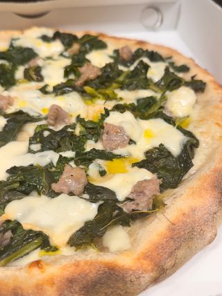 Rape e salsiccia al piatto