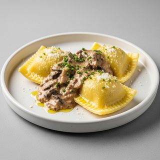 Ravioli con funghi porcini oppure con salsa al tartufo