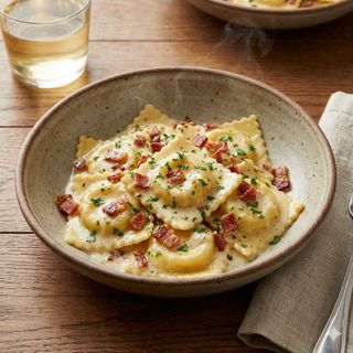Ravioli bacon e panna