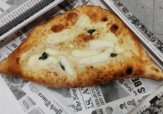 Calzone riccia