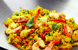 Riso con gamberi alla thailandese