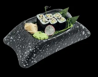 Ролл с огурцом (120г)
