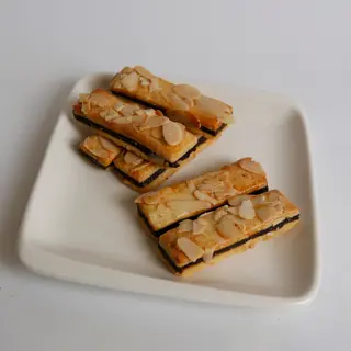 Sablé Aux Amandes Et Dattes