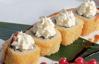 204. Sake maki fritto 5 pezzi