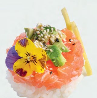 125.Sake tartare cirashi