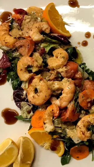 Salata sa škampima