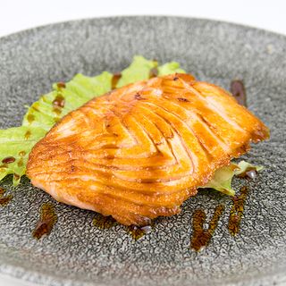 303 Salmone alla piastra 3 pezzi