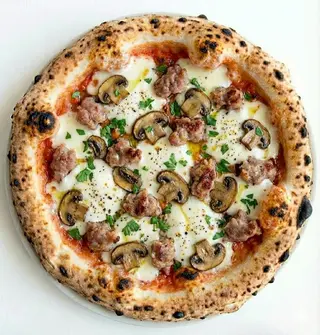 Salsiccia e funghi